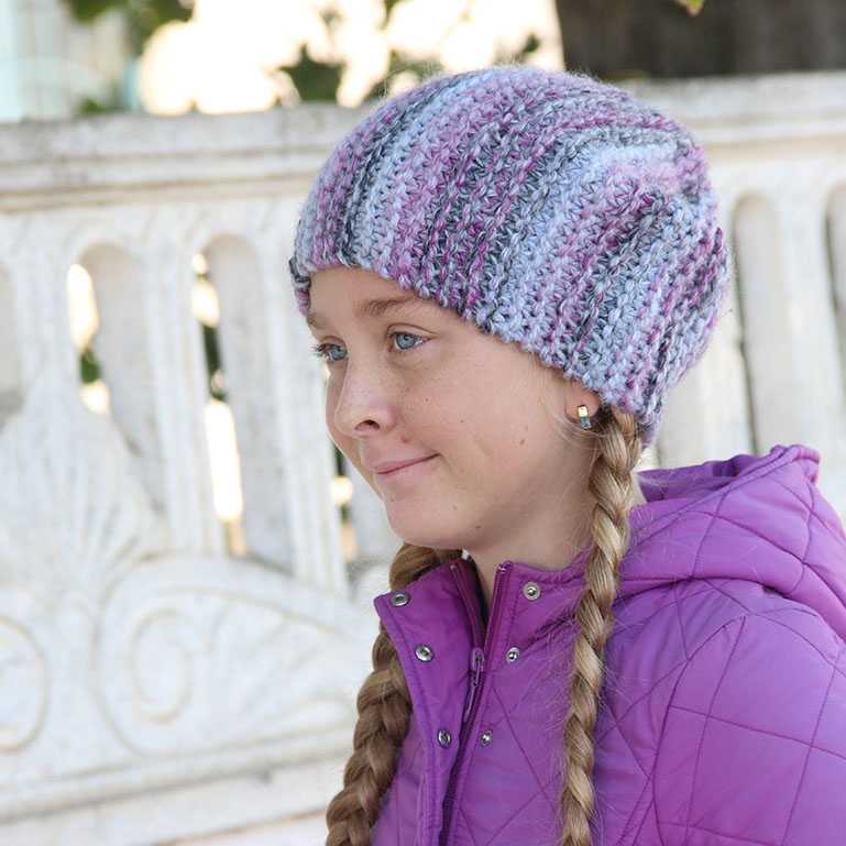 Зимние шапки крючком — 17 моделей со схемами и описанием