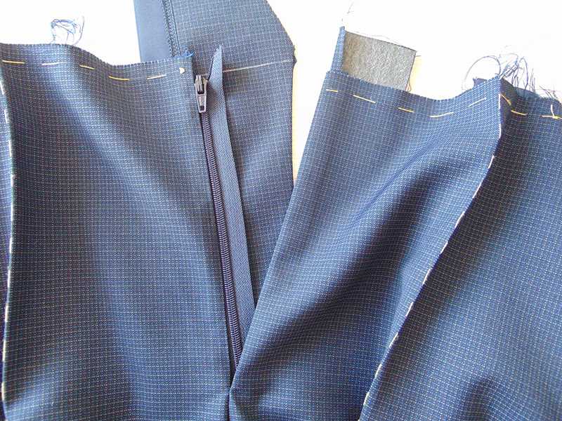 Как починить молнию на джинсах в домашних условиях?