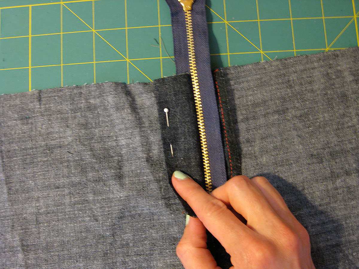 Как вшить потайную молнию в юбку: правильный порядок пришивания